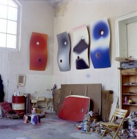 Wnętrze pracowni Wojciecha Fangora w Berlinie, 1965. 